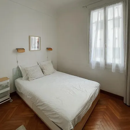 2 Chambres, Quartier Tzarevitch
